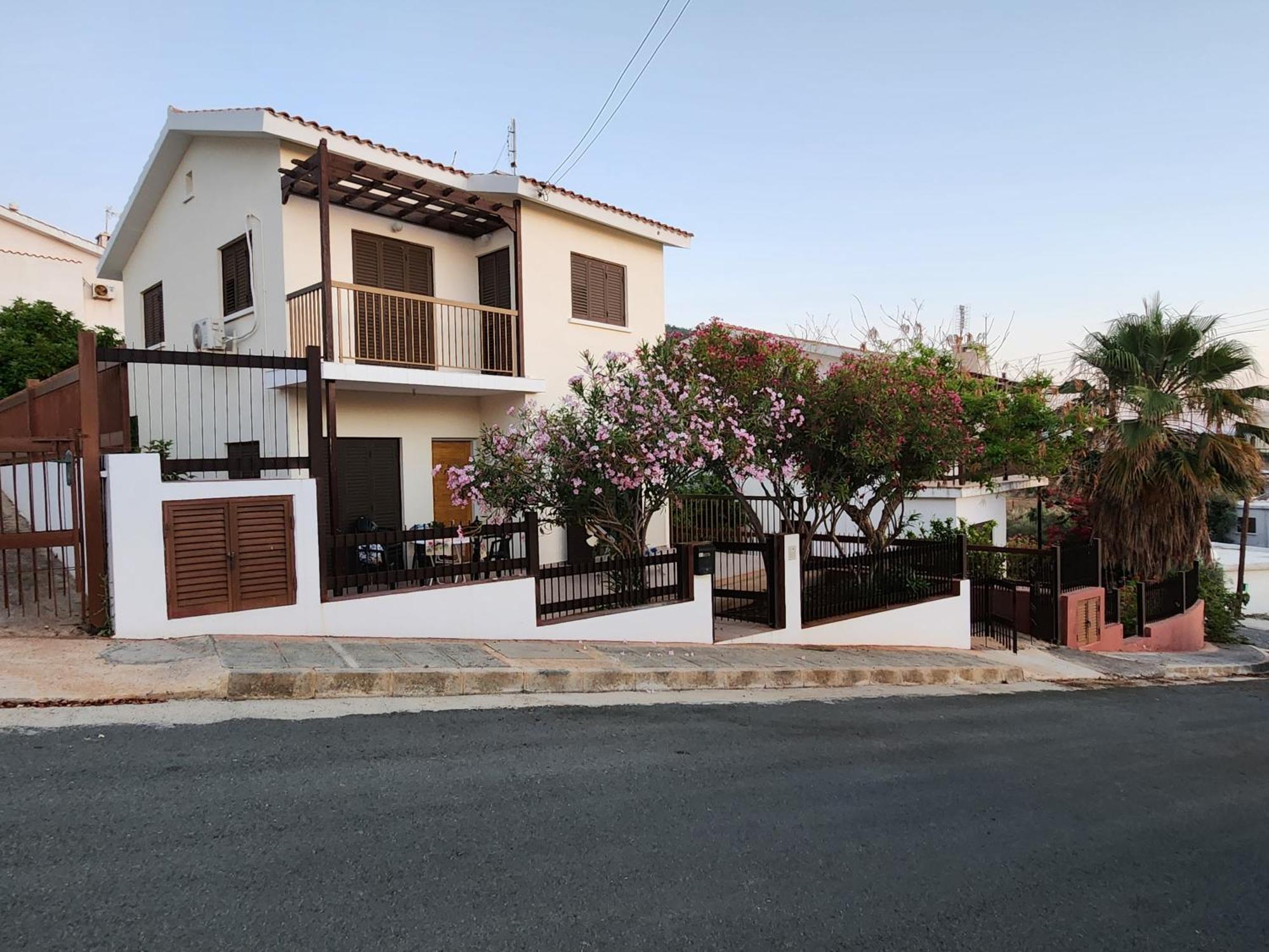 פומוס Serena Vacation Home מראה חיצוני תמונה