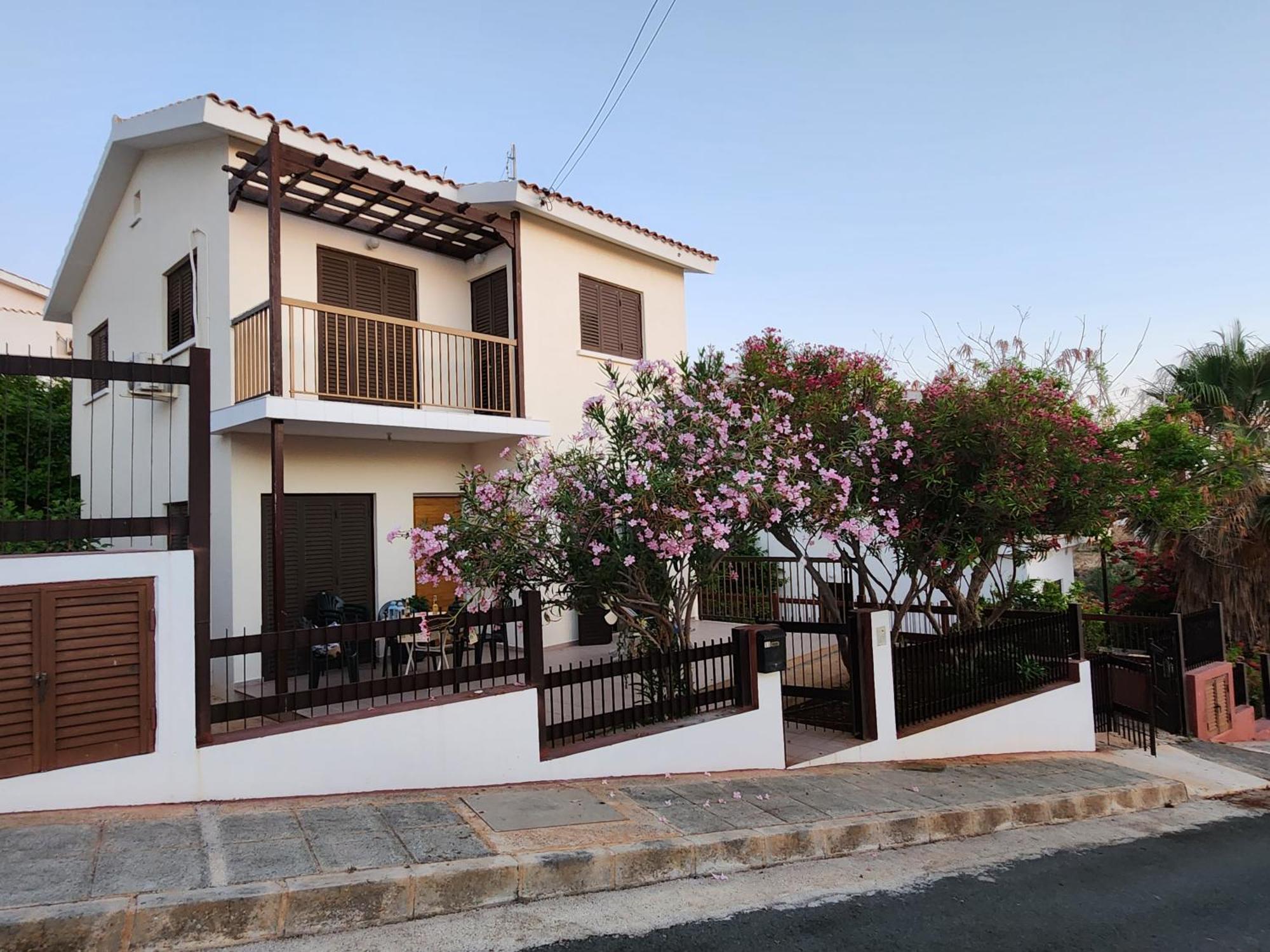 פומוס Serena Vacation Home מראה חיצוני תמונה